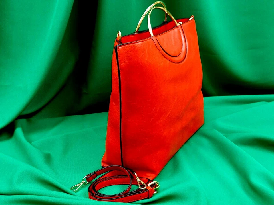 BOLSO MADYLIN DE BCBGeneration Foto 2 de 4