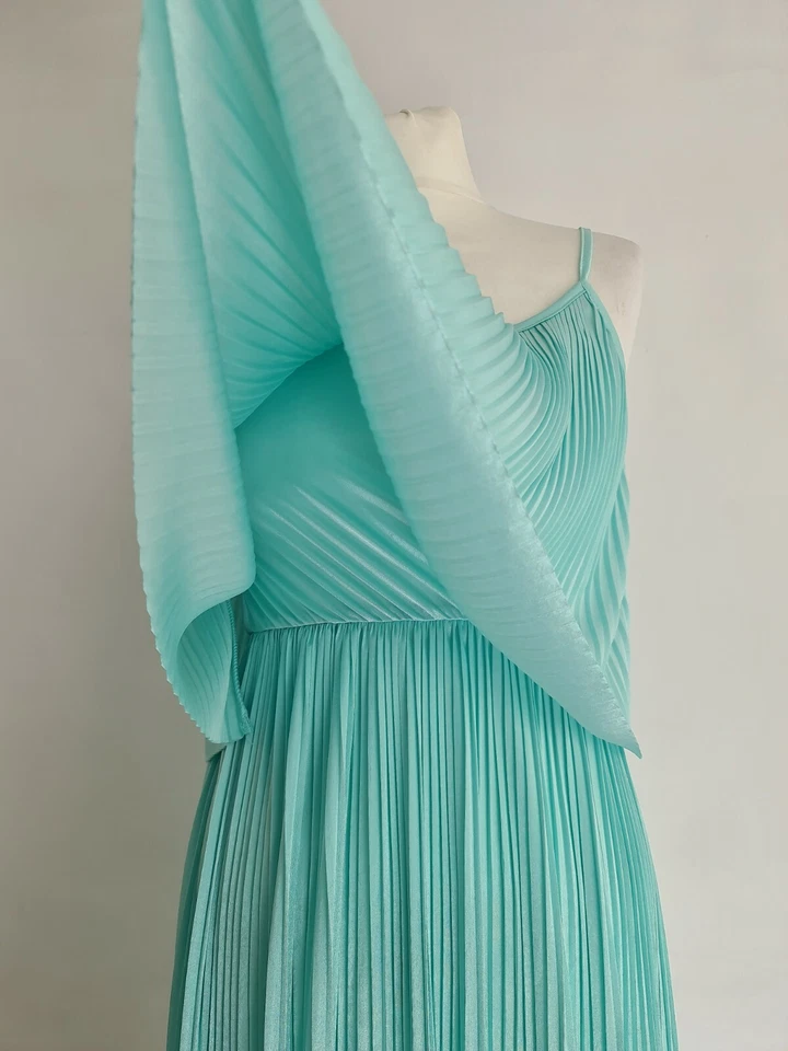 RARE R LONDON WOMENS PALE TURQUOISE PLEATED STRAPPY MIDI DRESS. SIZE UK 6, EU 34 - Image 4 of 4