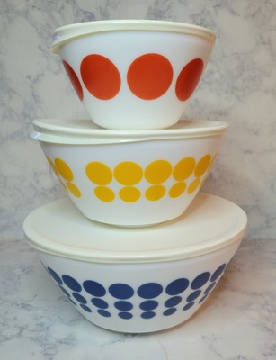 PYREX Vintage Charm Inspired by Pyrex 3 Set Polka Dot Mixing