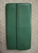 Louis Vuitton Vintage Borneo Green Epi Leathe...