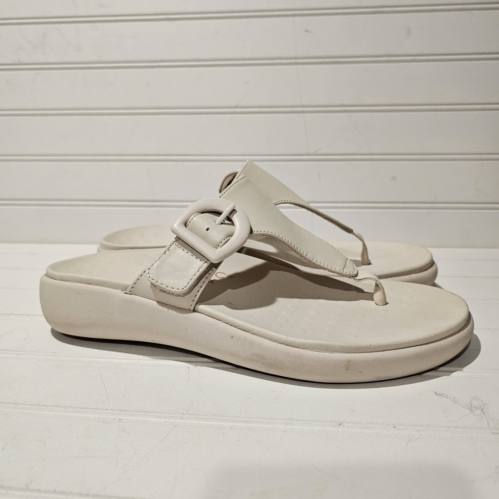 Vionic Activate RX Toe Post Comfort Flip Flop San… - image 2