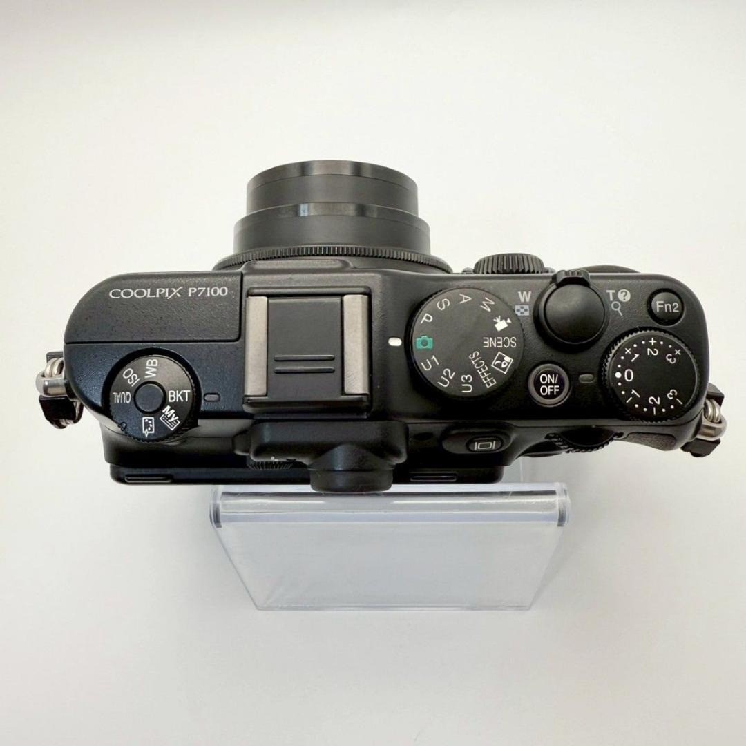 Nikon COOLPIX P7100 Black Digital Camera with Battery Charger