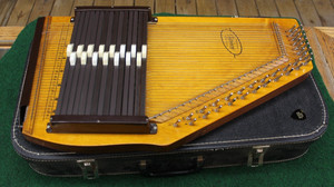 SILVERTONE AUTOHARP BY OSCAR SCHMIDT 36 STRING WITH CARRYING CASE