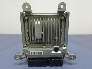 MERCEDES C180 W204 2.1 CDI 120KM MOTORSTEUERGERÄT A6519007500 651.913 / AM 27698