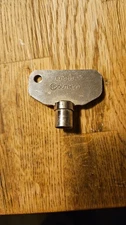 SOUTHCO. E3-5-15 Tubular Key Locking Compression Latch Key