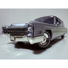 GL/'66 Cadillac Limousine Sinn 1/18