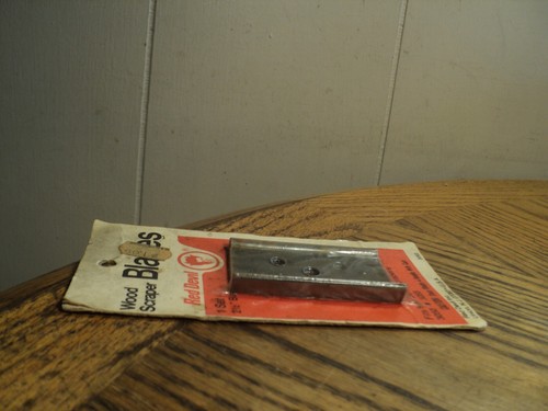 Vintage Red Devil 1 Set Wood Scraper 2-1/2" Blades Tool NOS No. 3050 & 3055 - Picture 7 of 12