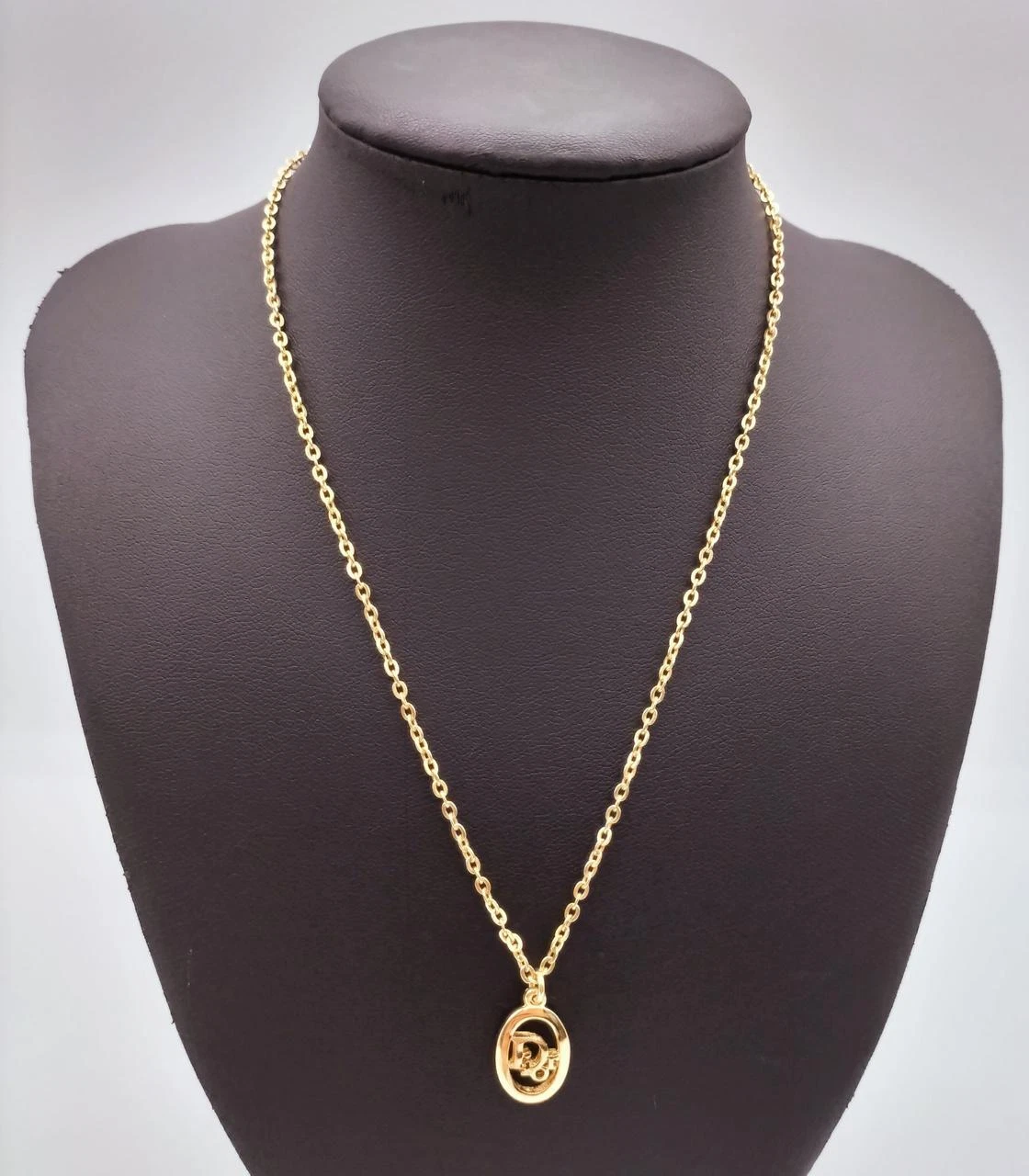 Collana tono oro vintage logo Christian Dior autentica usata