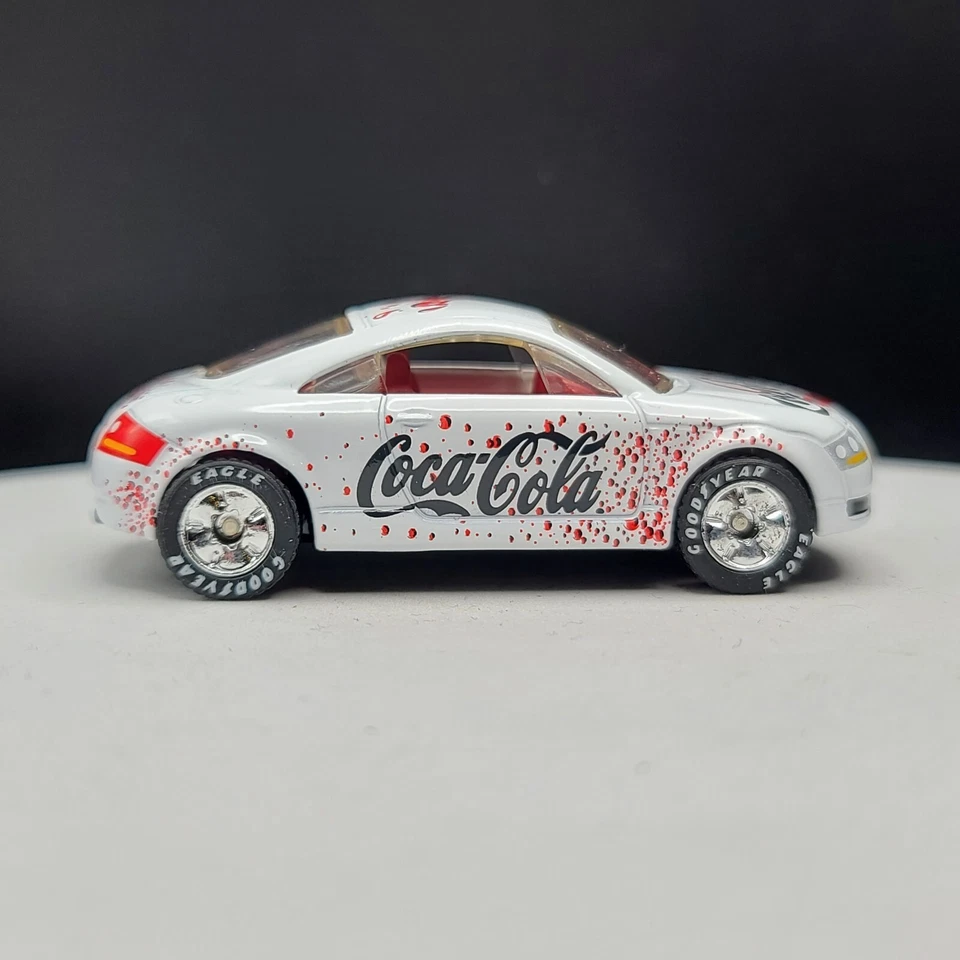 Matchbox Audi TT (1999 MBX Premiere - Coca-Cola 50 aniversario) Foto 3 de 4