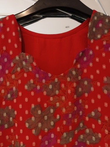 Ladies Stylish Red Floral Muslim Dress. Size L UK 14 - Picture 9 of 10