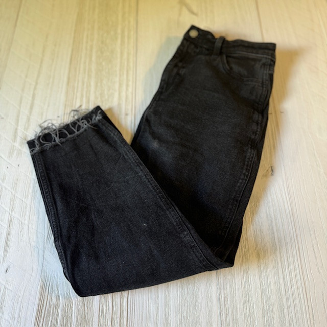 Hollister Ultra High Rise Mom Jeans 9S W29 L25 Raw Hem Black Denim Stretch-image