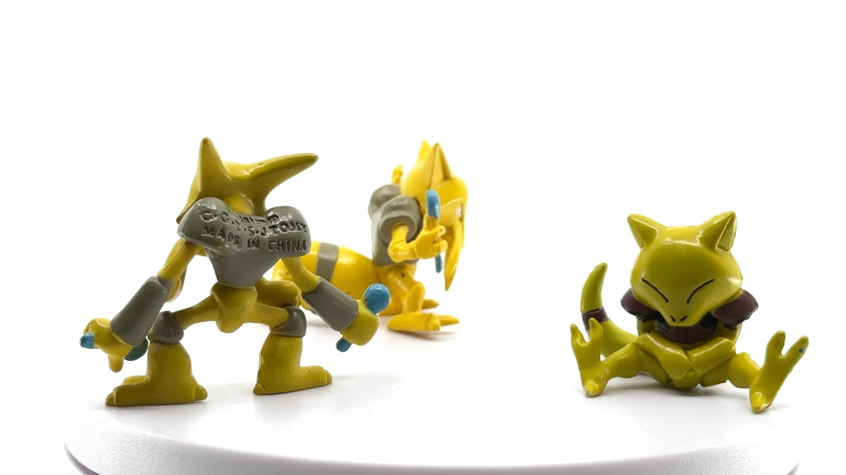 Abra Kadabra Alakazam Figures Pokémon Original Nintendo CGTSJ TOMY