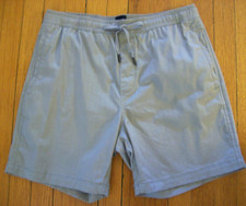 GAP Men's Pull On Short. Size Medium. Light Gray. New Without Tags 