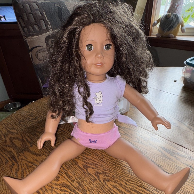 American Girl Truly Me 46 RETIRED Doll  Dark Skin Brown Curly Hair