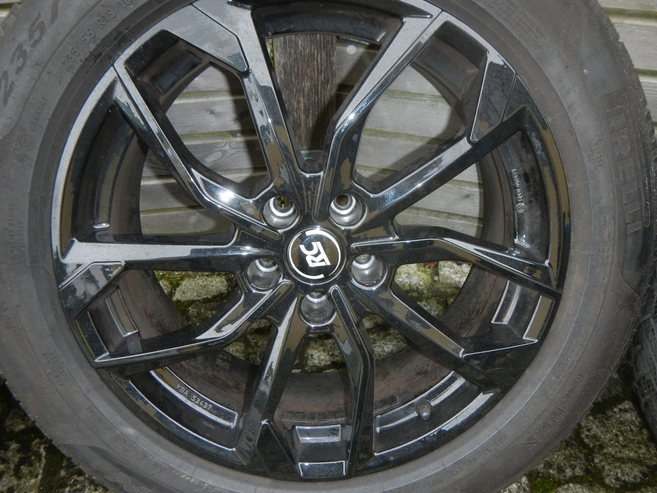 Winterreifen Skoda Enyaq 80x RC Alu je 2 x 235/55 R 19 101T und 255/50 R19 103T - Bild 4 von 4