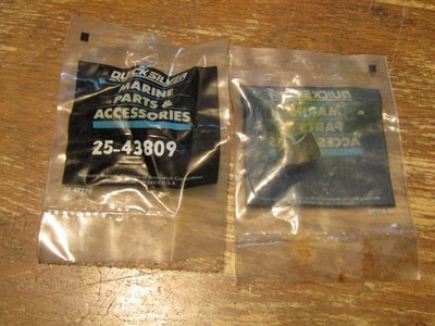 NOS OEM Mercury MerCruiser 25-43809 Water Shutter Grommet LOT of TWO FREE S&H