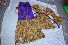 Womens 2 PC Hippie Costume Flower Power Bell Bottoms 60s Bust 32