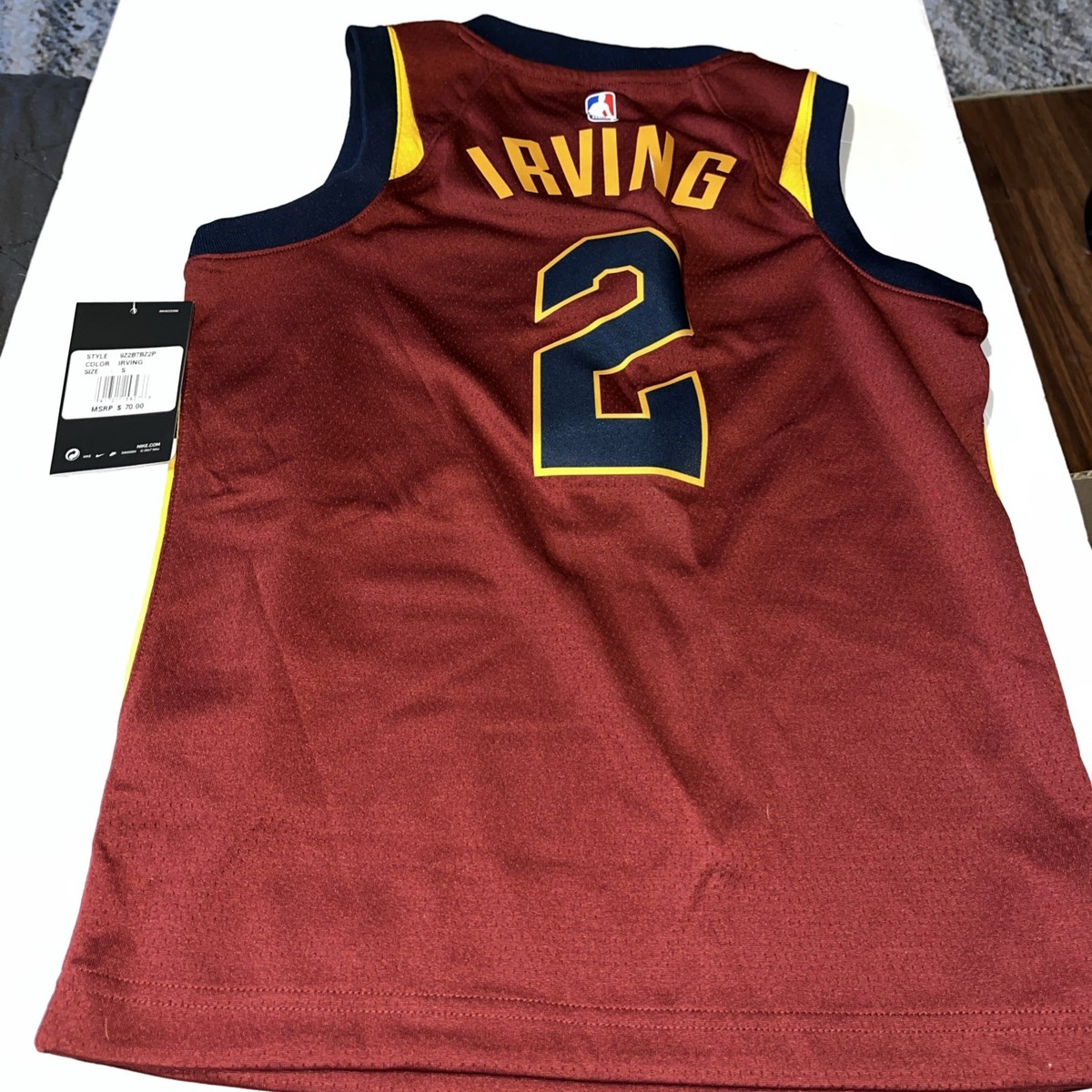 Kyrie Irving CAVALIERS バスケ　ユニフォーム　Lサイズ Kyrie Irving Cleveland Cavaliers NBA Nike Maroon Youth Swingman