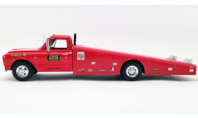 No227ミニカー1/18 CHEVROLET C-30 RAMP TRUCK 1967 CHEVROLET C-30 RAMP TRUCK 1:18 GRUMPY JENKINS VINTAGE
