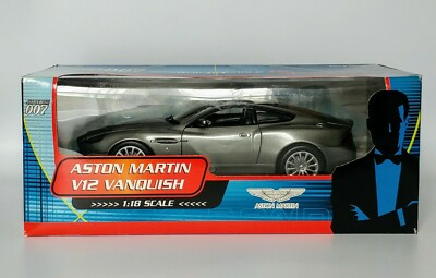 1/18 2001 Aston Martin V12 Vanquish James Bond 007 Die Another Day