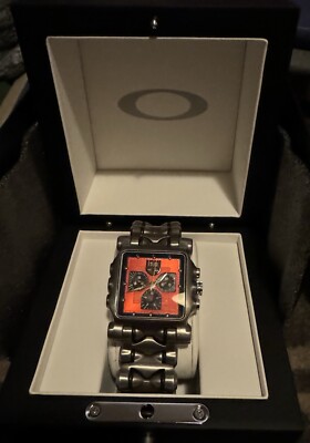 Oakley Minute Machine Titanium Watch