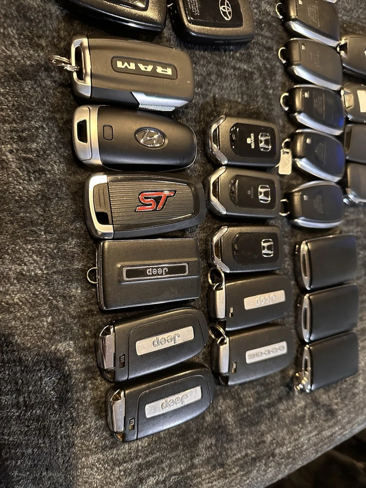 Car Key Fob Lot 40 Key Fobs Toyota, Mazda, Subaru, Honda, Etc Smart Keys - Image 4 of 4