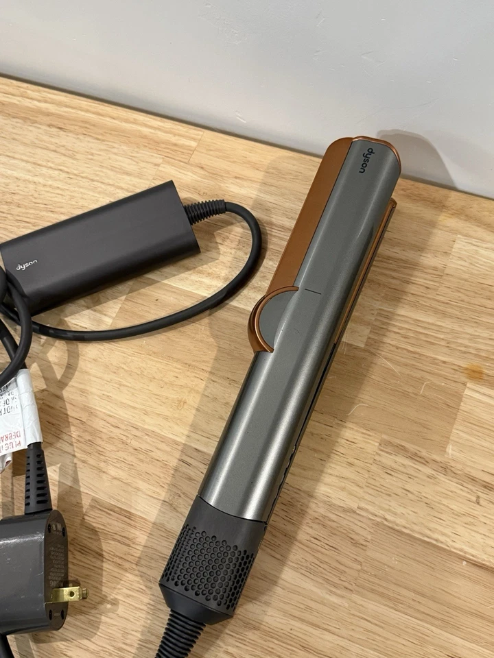 Alisadora Dyson Airstrait HS06 níquel/cobre, USADA Foto 2 de 4