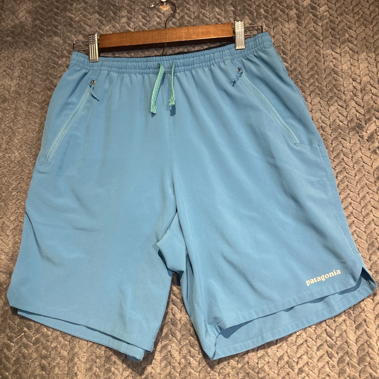 Patagonia Nine Trails Shorts 8" Inseam Zip Pockets Lined Blue Men's Small Hiking