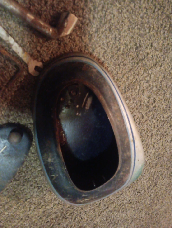 Benelli Wards River Side 1125L 125cc S652-2) правая боковая крышка панель ящик для инструментов набор - Изображение 4 из 4