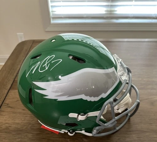 MICHAEL VICK SIGNED EAGLES KELLY GREEN AUTHENTIC HELMET