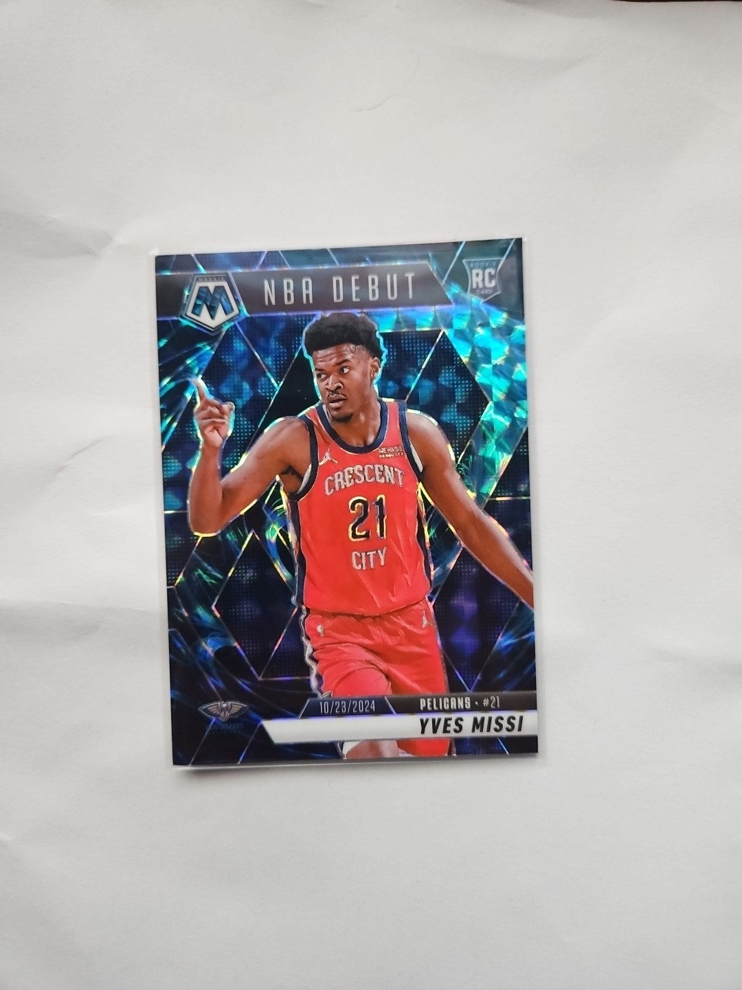 2024-25 Panini Mosaic - SSP NBA Debut Yves Missi #255 GENESIS Mosaic Prizm (RC)