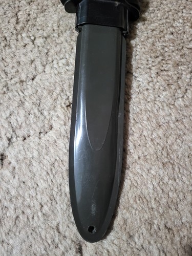 Vintage US M8AI Bayonet with Scabbard ~ Great condition ~ Free Shipping - Picture 5 of 9