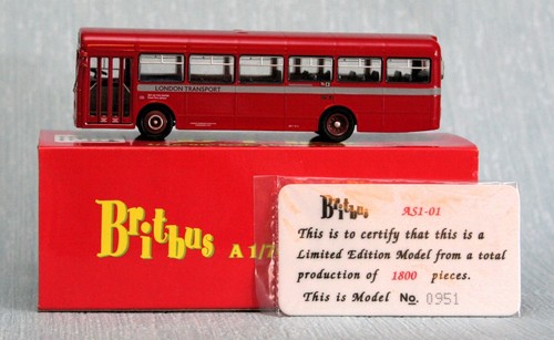 Britbus AS1-01 1:76 AEC SHORT SWIFT SINGLE DECK BUS LONDON TRANSPORT BOXED