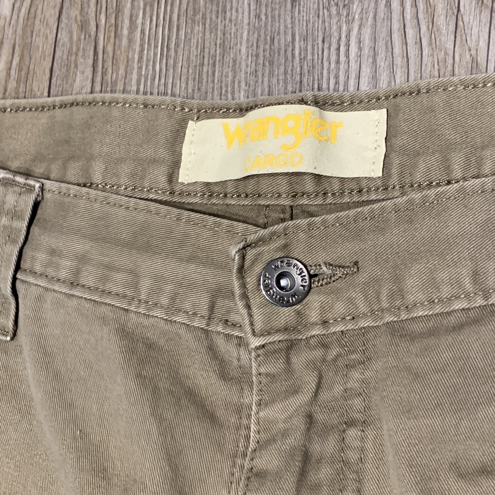 WRANGLER Outdoor Cargo Pants Hiking Fishing 33x32 Dar… Gem