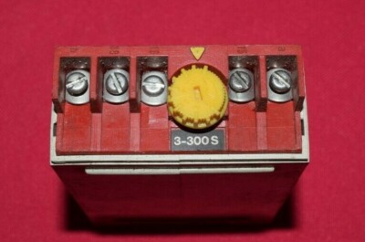 Pilz  Zeitrelais TEP/300   601760  220V 3,5VA 3,0-300sec. (185)