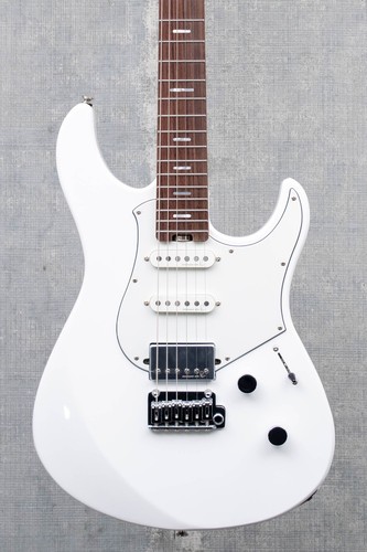 Yamaha Pacifica Pacs+ SWH Neuwertig