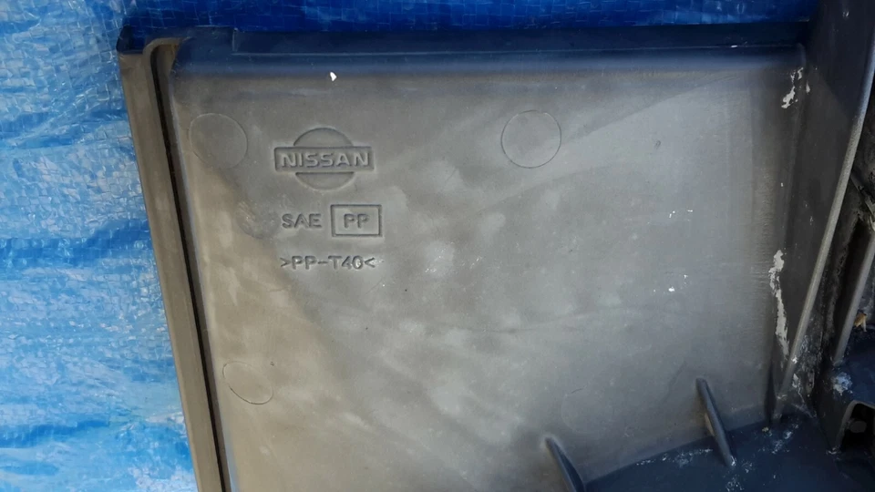 2003-2005 Nissan Murano Radiator Dual Cooling Fan OEM - Изображение 3 из 4