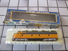 AHM/RIVAROSSI UNION PACIFIC POWERED ENGINE HO SCALE