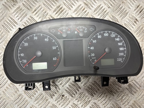 VW POLO 1.2 BENZIN TACHO KOMBIINSTRUMENT 6Q0920800P Bj 2001-2005