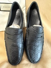 MENS Gucci size 6 G Black Leather Drivers Logo Embossed