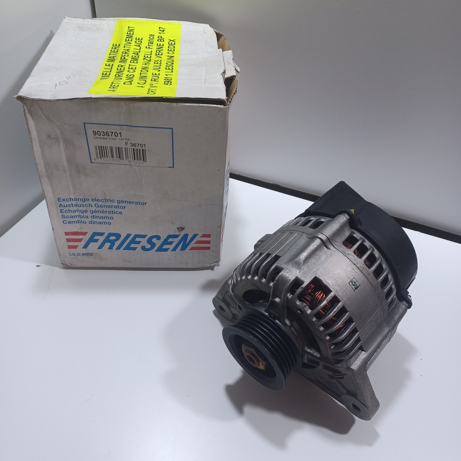 Alternateur Ford Mondeo 1.8 TD pièce auto moteur diesel 70A