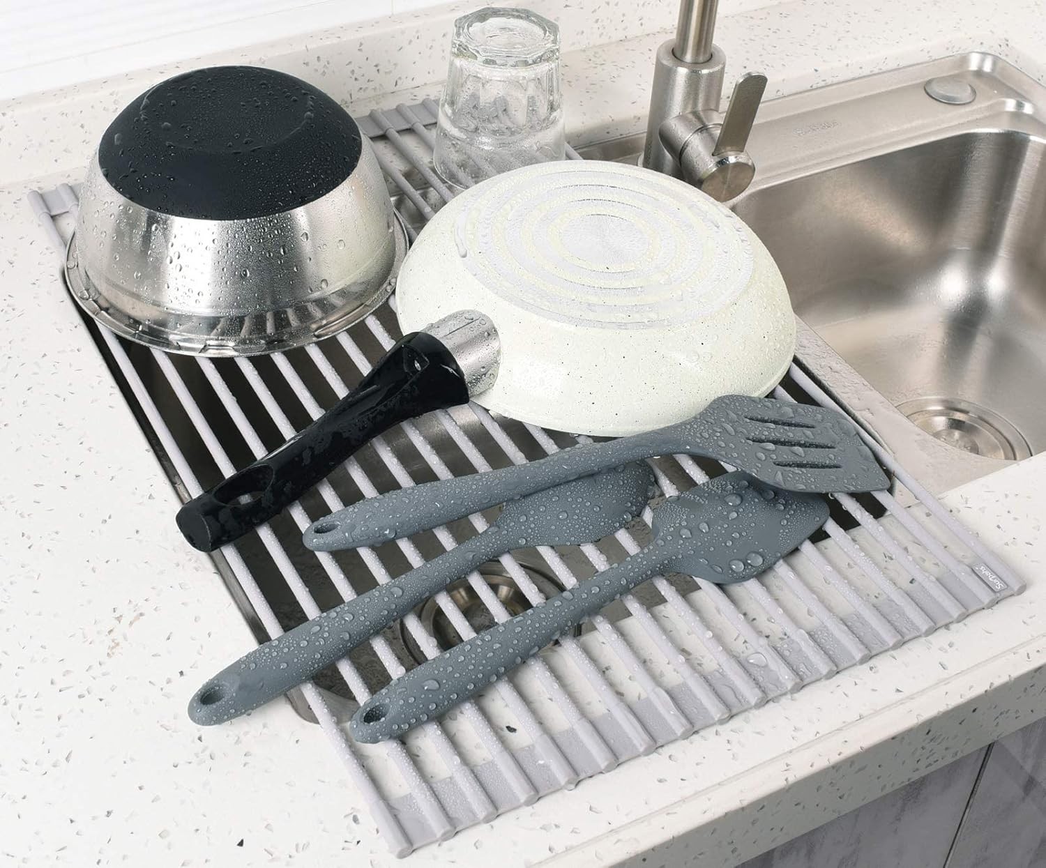 17.5" x 13.1" Foldable Dish Drying Rack - Non-Slip, Rust Resistant, Heat Safe