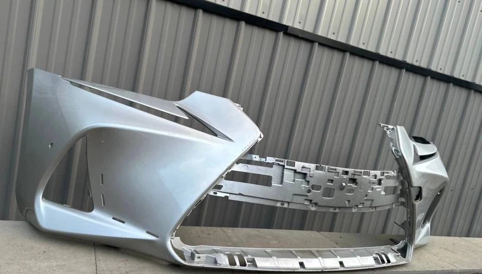 ¡¡SIN ENVÍO!!️PARACHOQUES DELANTERO PLATEADO 2017 2018 2019 2020 LEXUS IS200t IS300 IS350 Foto 2 de 3