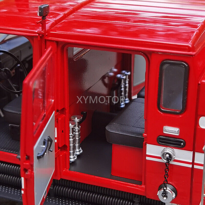 Century Dragon 1/24 China Jiefang CA141 CA142 Fire truck Century Dragon 1/24 China Jiefang CA141 CA142 Fire truck