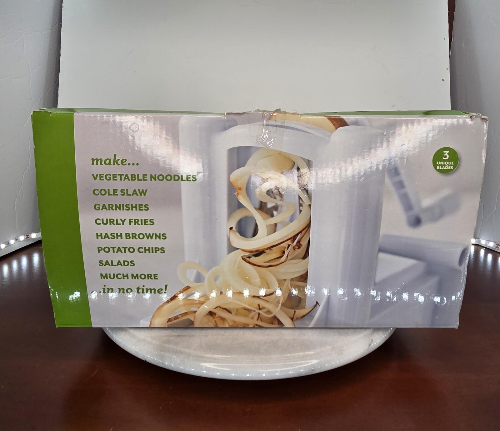 Sur La Table Vegetable & Fruit Spiral Slicer 3 Blade Manual Spiralizer Kitchen