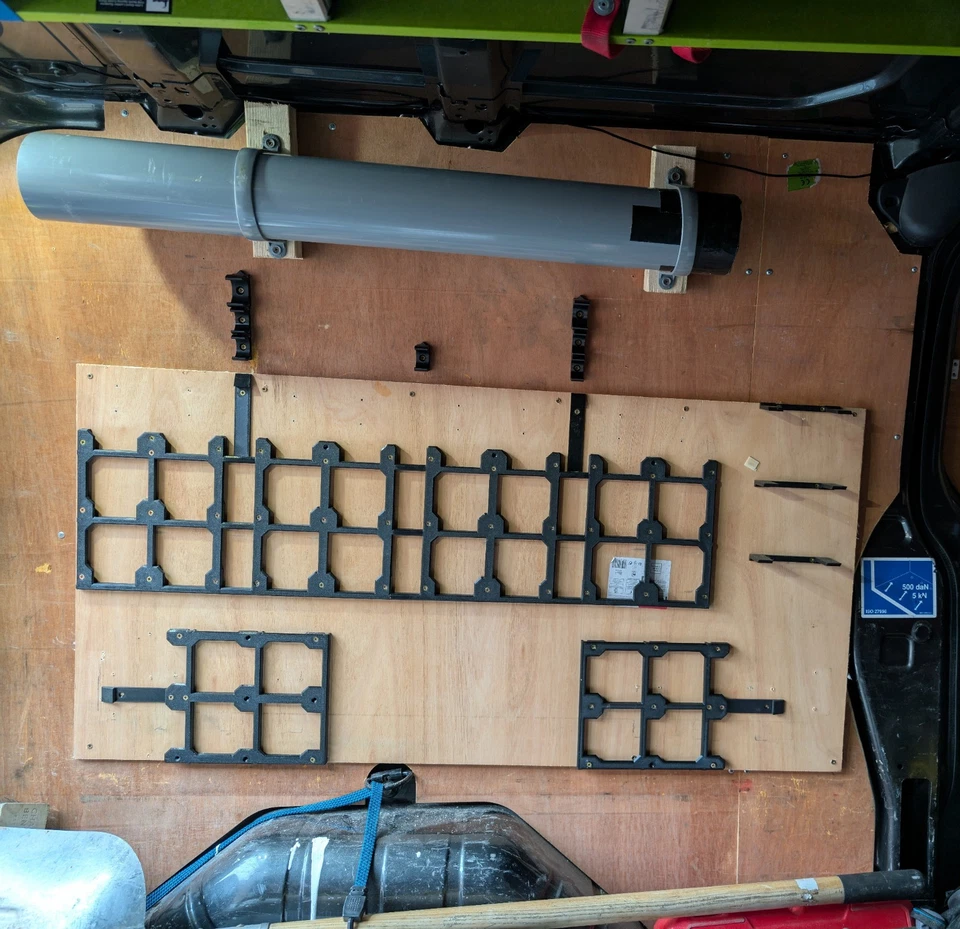 Large Milwaukee Packout Wall And Floor Mounting Plate - Image 2 of 3