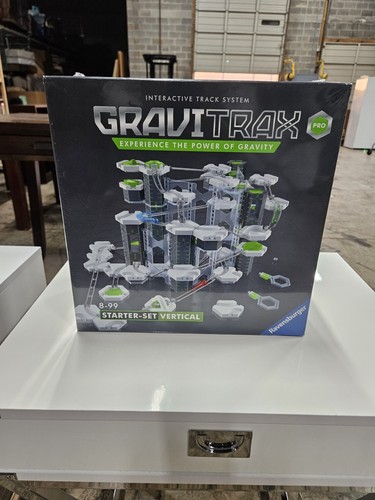 Ravensburger GraviTrax Pro Vertical Starter Set- Interactive Track System 8 & Up - Picture 1 of 6