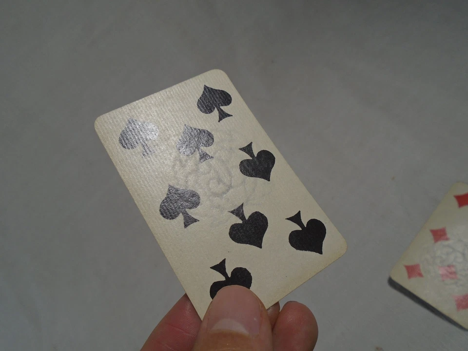 ANCIEN JEU DE 52 CARTES COMPLET SANS CHIFFRES CACHET 1890 COIN DORE DOS ECOSSAIS - Photo 4/4