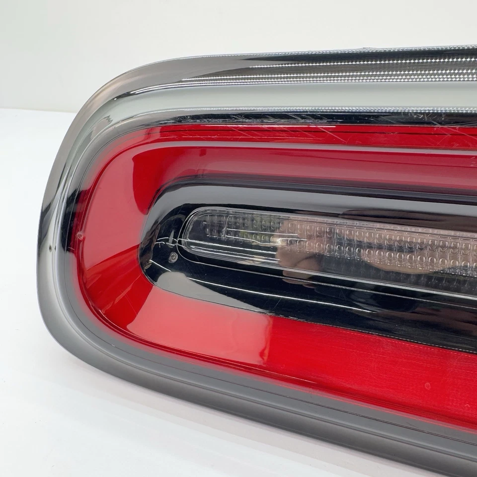 Левый задний фонарь для Dodge Challenger 2015-2023 годов выпуска от оригинального производителя 68174069af - Изображение 4 из 4