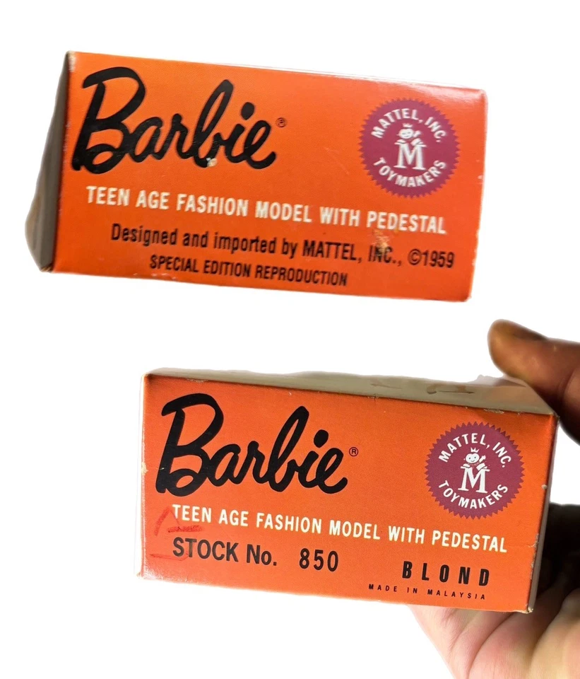 Blonde Vintage Barbie Doll & Box l Swimsuit Holes on Feet l 1959 Reproduction - Image 2 of 3